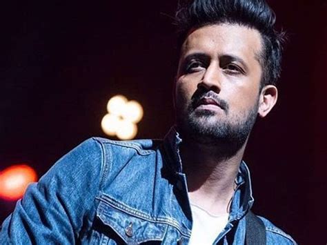 Le concert Atif Aslam: Voix d'Or du Pakistan à Paris - Une rencontre musicale inoubliable!